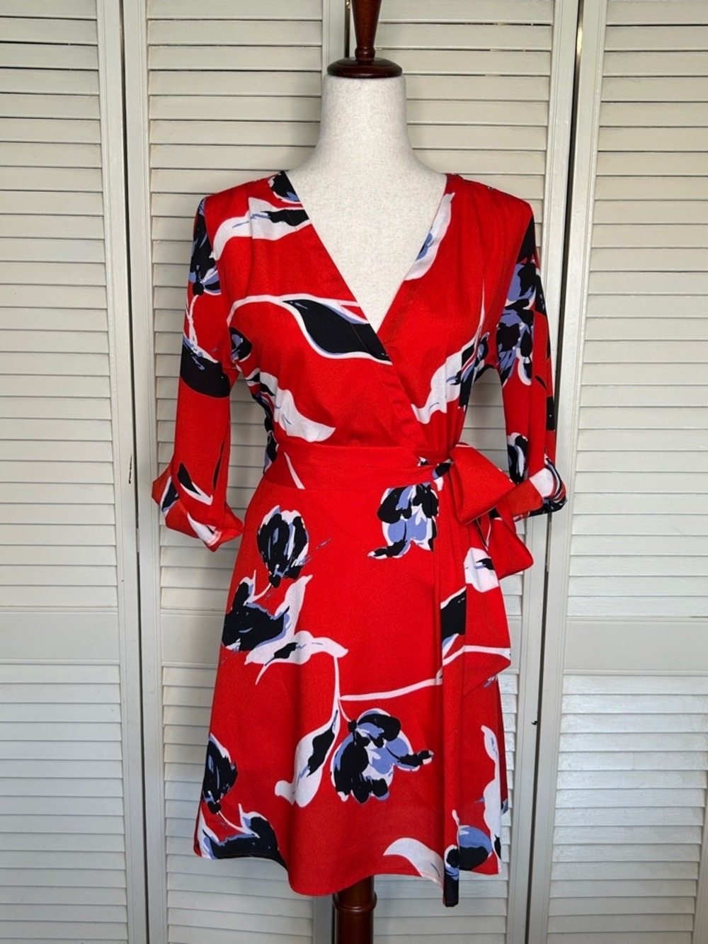 Eugenia Kim Red Floral Faux Wrap V-Neck Dress | Medium | Girl Next Door